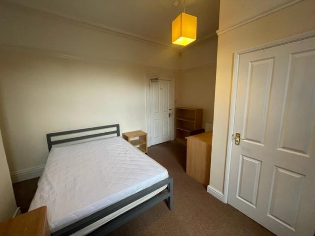 Gf Bed 2 1.jpg