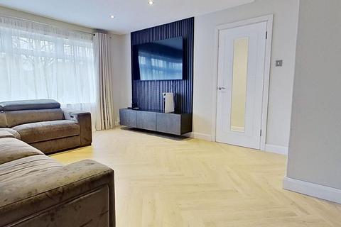 3 bedroom terraced house for sale, Thomson Court, Uphall, EH52