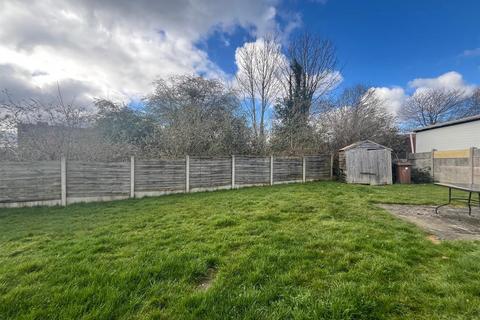 23 Corkland Close, Ashton-under-lyne, OL6 6SA