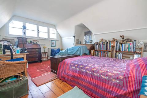 2 bedroom apartment for sale, Haslemere Road, London, N8