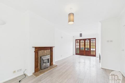 3 bedroom semi-detached house to rent, Sutherland Avenue, Mount Nod, Coventry, CV5