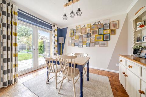 11 Astwick Road, Stotfold, Hitchin, SG5 4AT