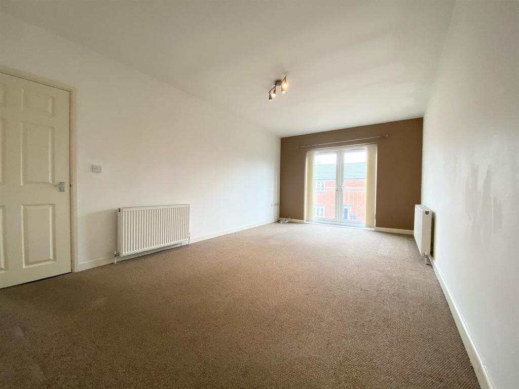 Lounge 1.jpg