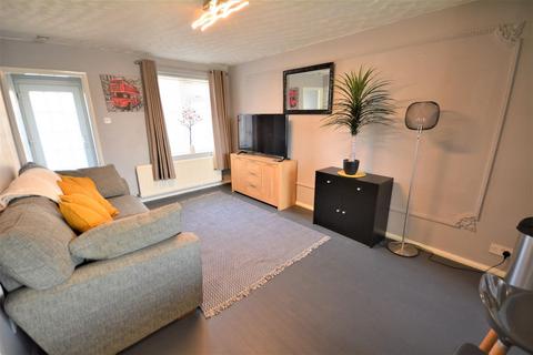2 bedroom flat for sale, Rosemount Court, Bishop Auckland