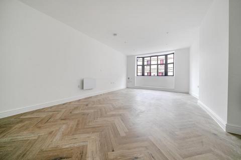 1 bedroom apartment to rent, Peascod Street,  Windsor,  SL4