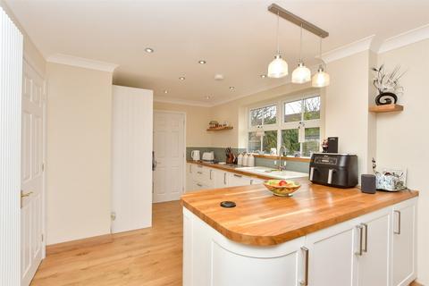 70 Academy Drive, Gillingham, ME7 3EJ