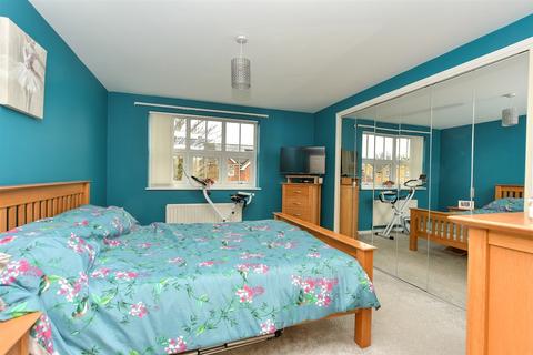 70 Academy Drive, Gillingham, ME7 3EJ