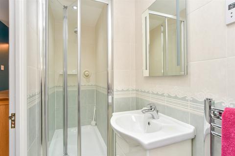 70 Academy Drive, Gillingham, ME7 3EJ