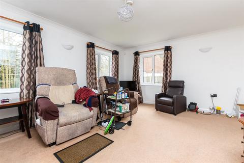 3 bedroom detached house for sale, Beechwood Drive, Culverstone, Meopham, Kent