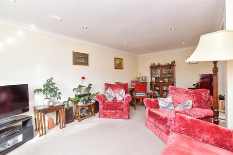 2 bedroom detached bungalow for sale, Summerhill Drive, Bognor Regis PO22