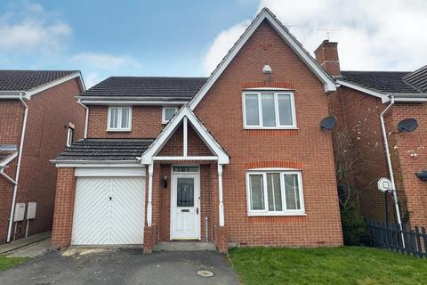 4 bedroom detached house to rent, Rempstone Drive, Hasland, Chesterfield