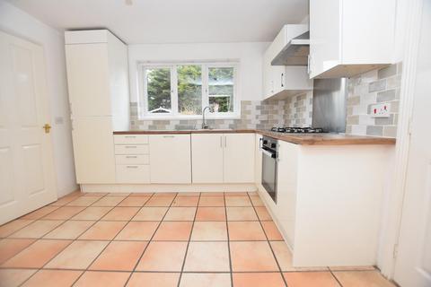 4 bedroom detached house to rent, Rempstone Drive, Hasland, Chesterfield