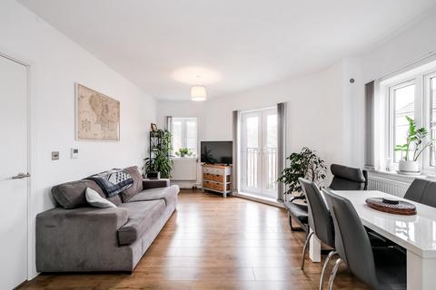 2 bedroom flat for sale, 1 Allerton Grove, Chigwell IG7