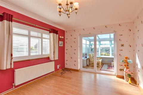 4 bedroom chalet for sale, Downs Valley Road, Woodingdean, Brighton, East Sussex