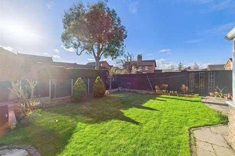 4 bedroom detached house for sale, Orchard Close, Louth LN11