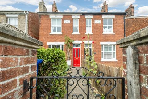 3 bedroom semi-detached house for sale, West Road, Bury St. Edmunds
