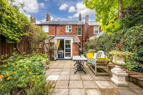 3 bedroom semi-detached house for sale, West Road, Bury St. Edmunds