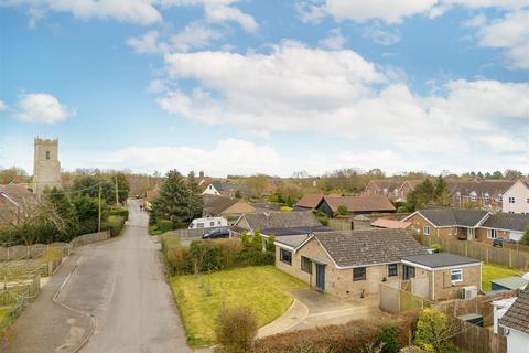 2 bedroom detached bungalow for sale, Skinners Lane, Harleston IP20