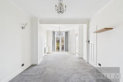 16 Ashbrook Road, St Leonards-on-sea, TN37 7EH