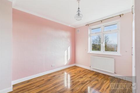 16 Ashbrook Road, St Leonards-on-sea, TN37 7EH