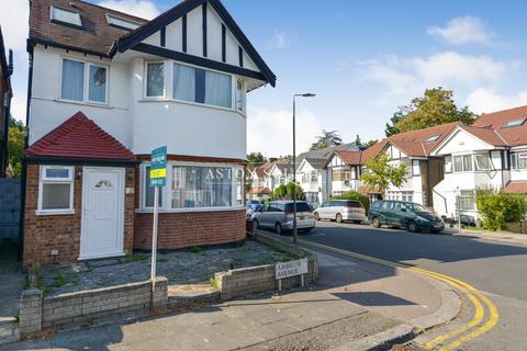 5 bedroom detached house to rent, Ambrose Avenue, London NW11