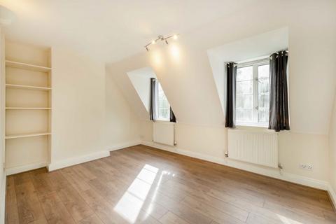 2 bedroom flat to rent, Green Avenue, London NW7