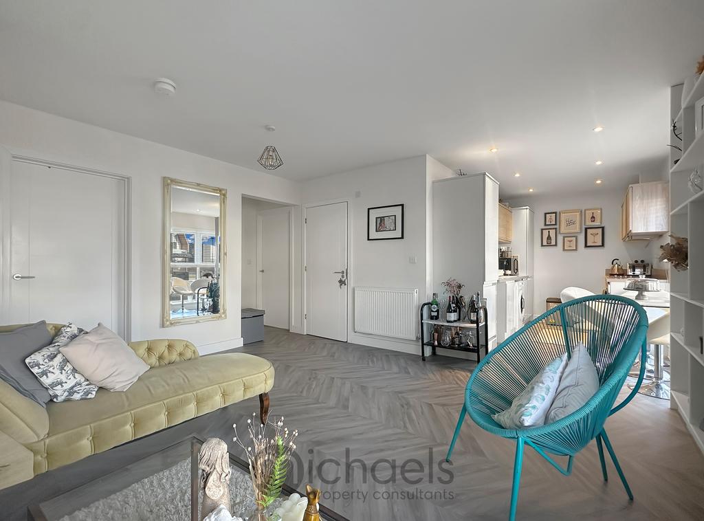 Living Room/Dining Area