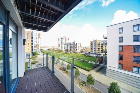 2 bedroom flat to rent, Ocean Drive, Gillingham, Kent