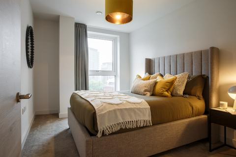 3 bedroom flat to rent, at Angel Gardens, 1 Rochdale Road M4