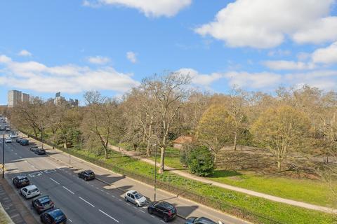 1 bedroom flat for sale, Cyril Mansions, Battersea Park, SW11
