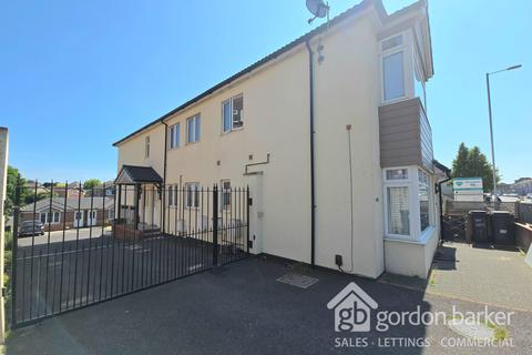 2 bedroom maisonette for sale, Wimborne Road, Bournemouth BH9