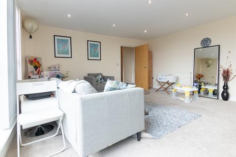 1 bedroom flat for sale, Watkin Road, Leicester LE2