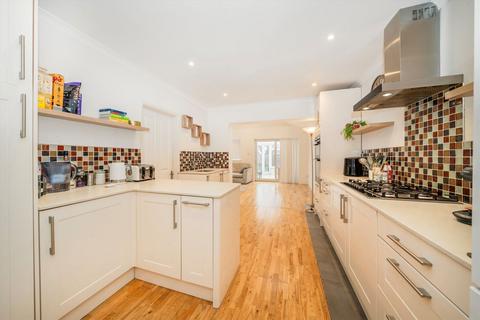 74 Grove Crescent, Feltham, TW13 6LZ