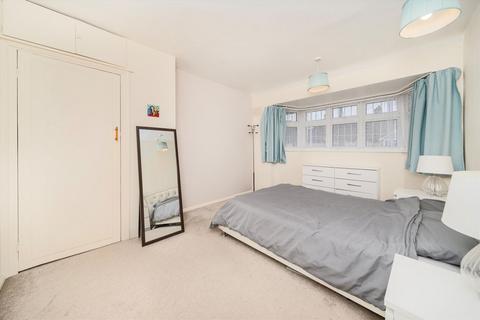 74 Grove Crescent, Feltham, TW13 6LZ
