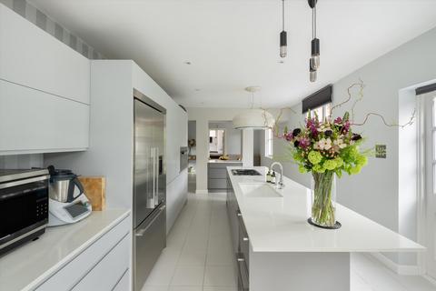 58 Bath Road, London, W4 1LH