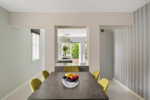 58 Bath Road, London, W4 1LH