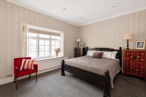 58 Bath Road, London, W4 1LH
