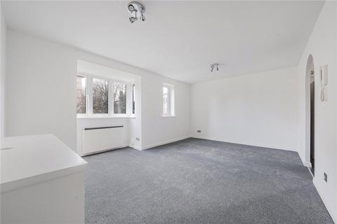 2 bedroom apartment to rent, Varsity Drive, Twickenham