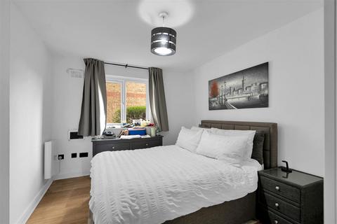 1 bedroom flat for sale, Harrow Road, London NW10