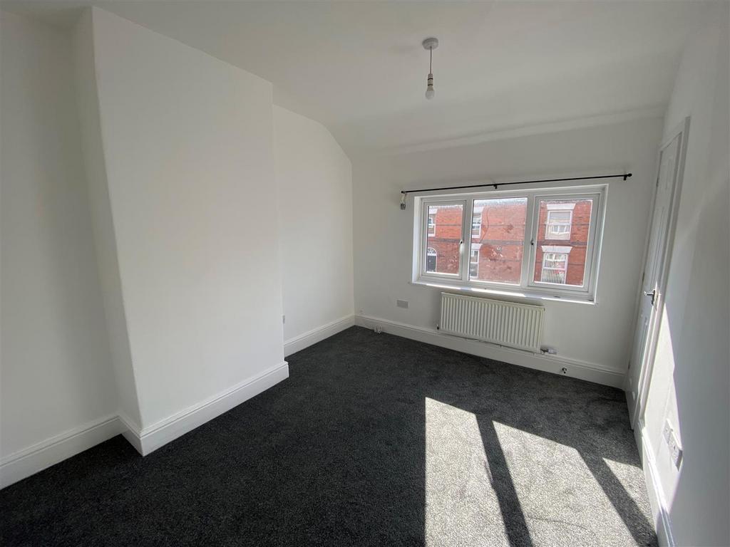 Bedroom One.jpg