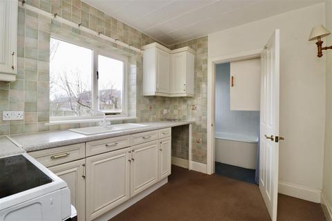 55 Barmby Road, Pocklington, York, YO42 2DW