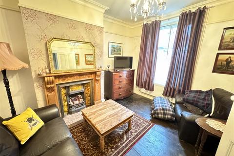 7 High Street, Llandovery, SA20 0PU