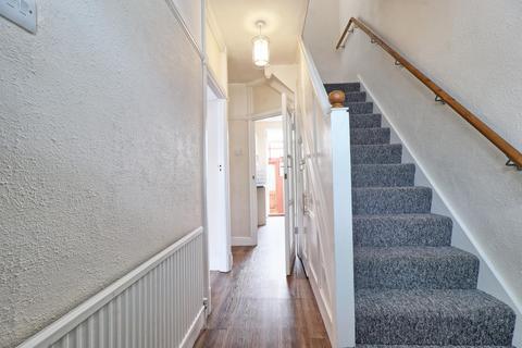 3 bedroom terraced house for sale, Joydon Drive, Chadwell Heath, Romford, RM6