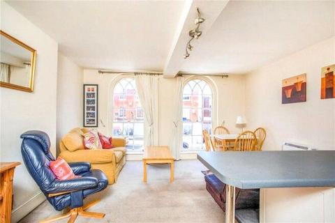 1 bedroom apartment for sale, Market Square, Buckingham, Buckinghamshire