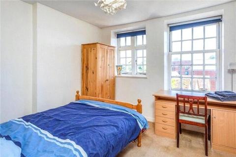 1 bedroom apartment for sale, Market Square, Buckingham, Buckinghamshire