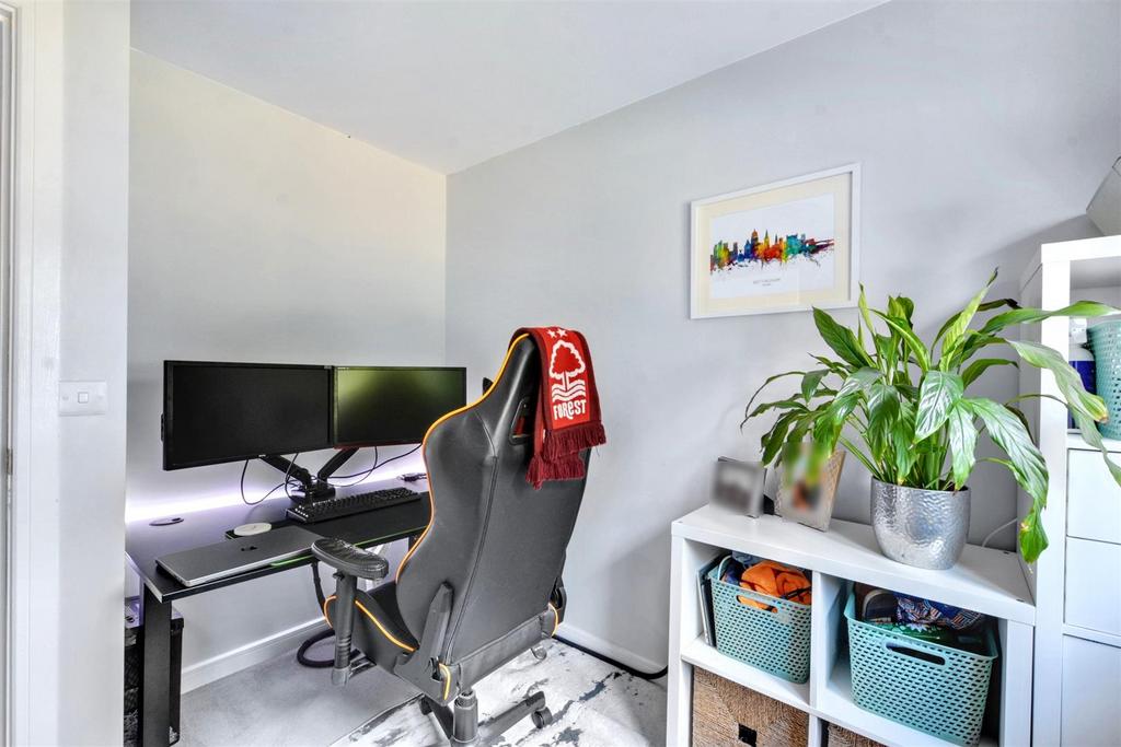 Bedroom 4 2.jpeg