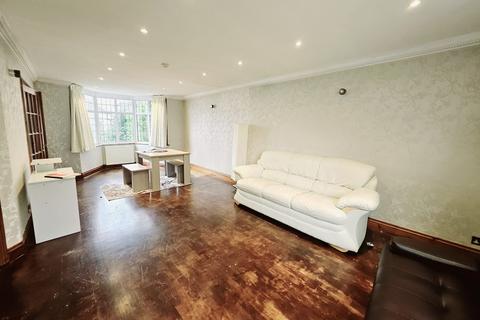 3 bedroom semi-detached house to rent, Wentworth road, Golders Green, NW11