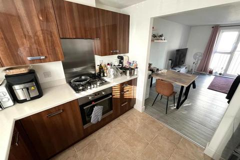 2 bedroom apartment for sale, Pottery Street, Swansea