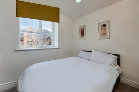 2 bedroom flat for sale, St. Davids Square, London