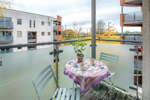 1 bedroom apartment for sale, Du Cane Road, London